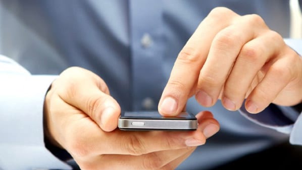 دراسة: مستخدمو آيفون يعانون من أعراض سلبية عند الابتعاد عن هواتفهم