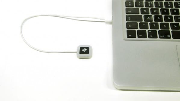 HashKey .. لوحة مفاتيح بزر واحد فقط لإضافة رمز الـ Hashtag