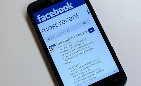 تحديث جديد لتطبيق فيسبوك على ويندوز فون