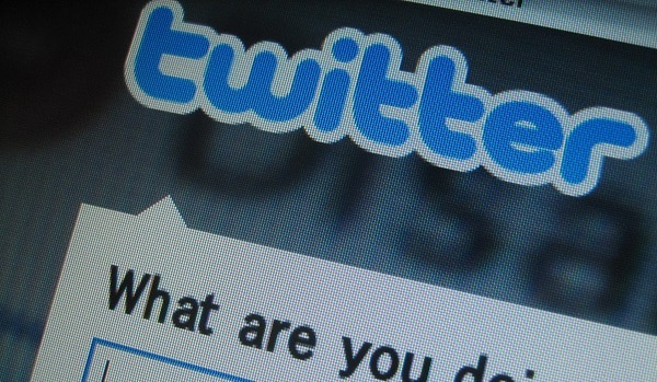 تويتر تقول إن تفاعل المستخدمين زاد 6% بعد إضافة خيار "الإعجاب"