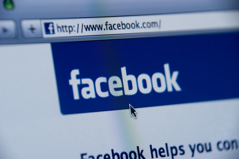 فيسبوك تقول إن طلبات الحكومات لبيانات مستخدميها ارتفعت كثيرا