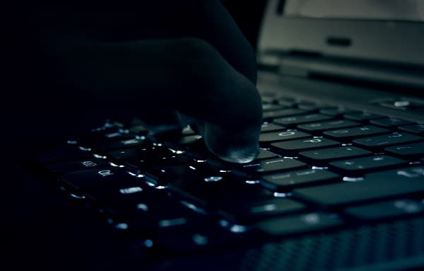 نورتن: مليونا شخص في الإمارات كانوا ضحية للجرائم الإلكترونية خلال السنة الماضية