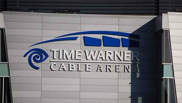 شركة Time Warner Cable تقول إن بيانات 320 ألف من عملائها سرقت