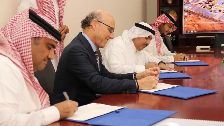 اتفاقية لتحويل السعودية إلى مُصنّع عالمي للأقمار الصناعية