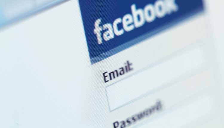 توقف مؤقت عن العمل لفيس بوك وإنستاجرام لدى كثيرين حول العالم Facebook-1024x785-750x430