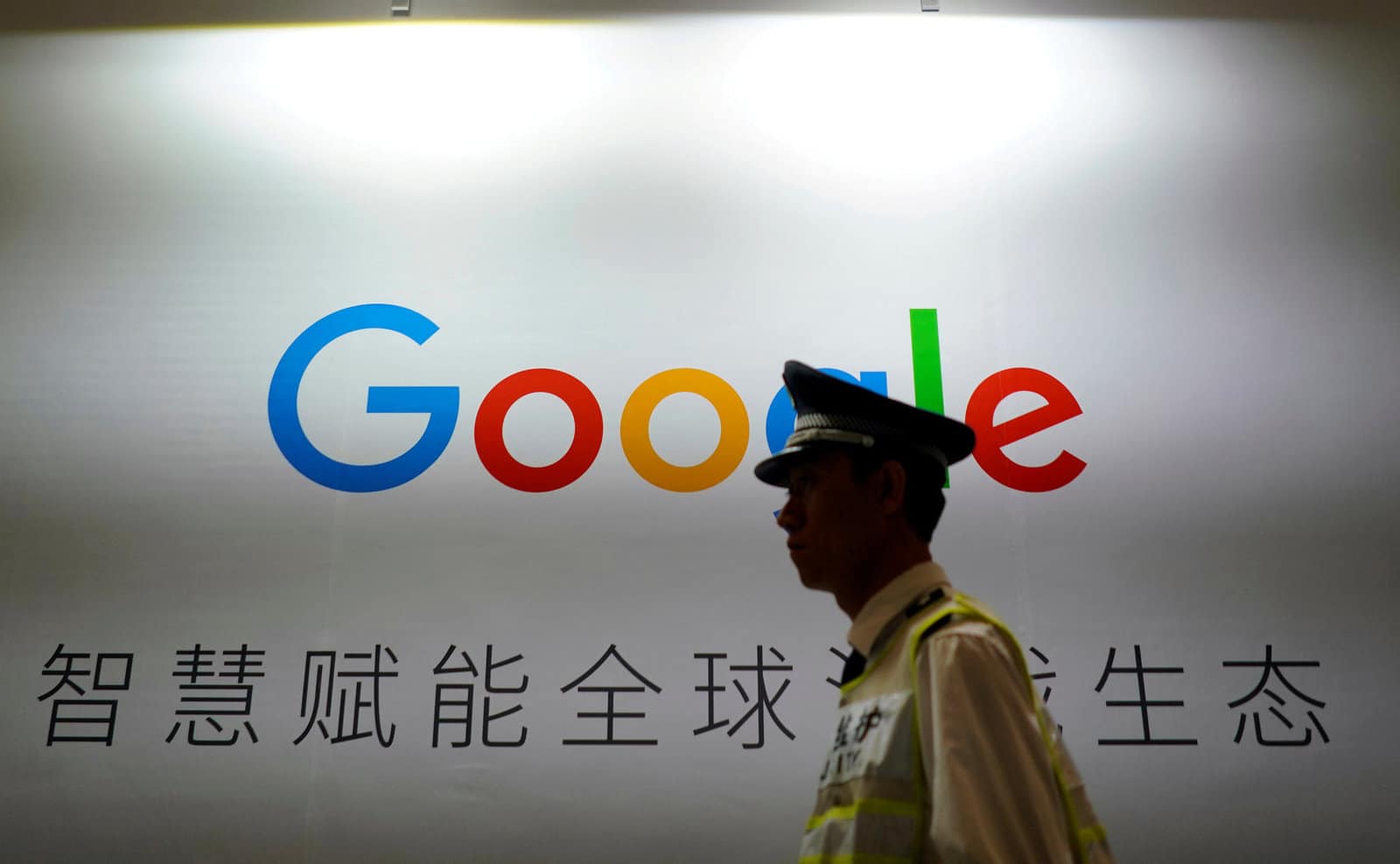 الصين تواصل مسيرتها في جعل الإنترنت أقل حرية