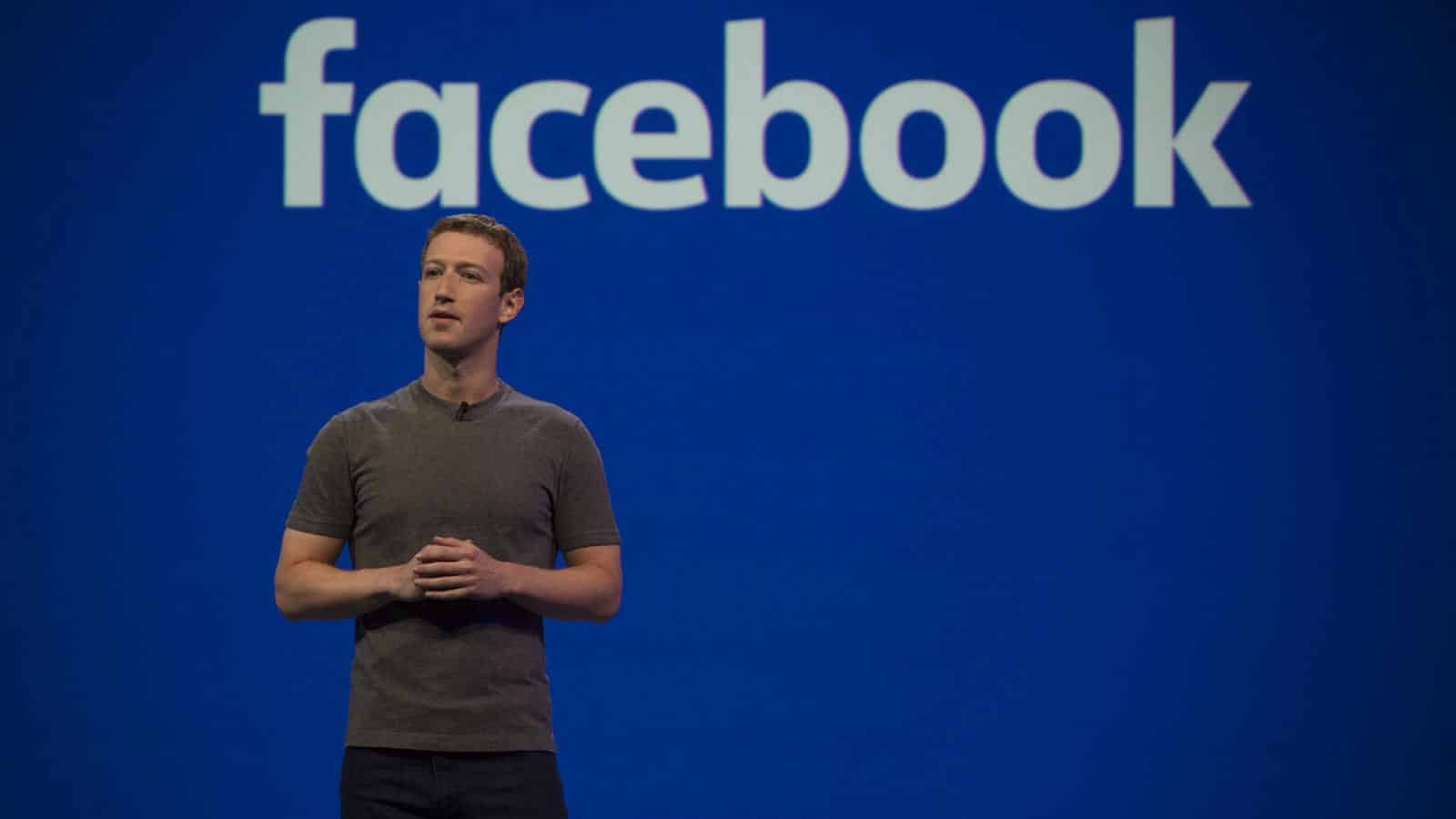 مشاكل فيسبوك تفقد مارك زوكربيرج 31 مليار دولار