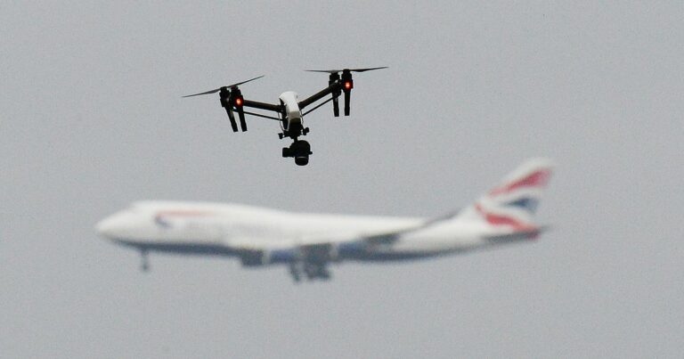 المملكة المتحدة لديها أنظمة لمكافحة الطائرات بدون طيار