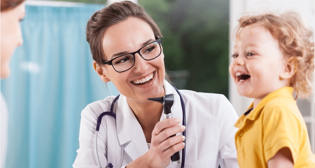 أبرز تطبيقات الهواتف الذكية المخصصة لأطباء الأطفال