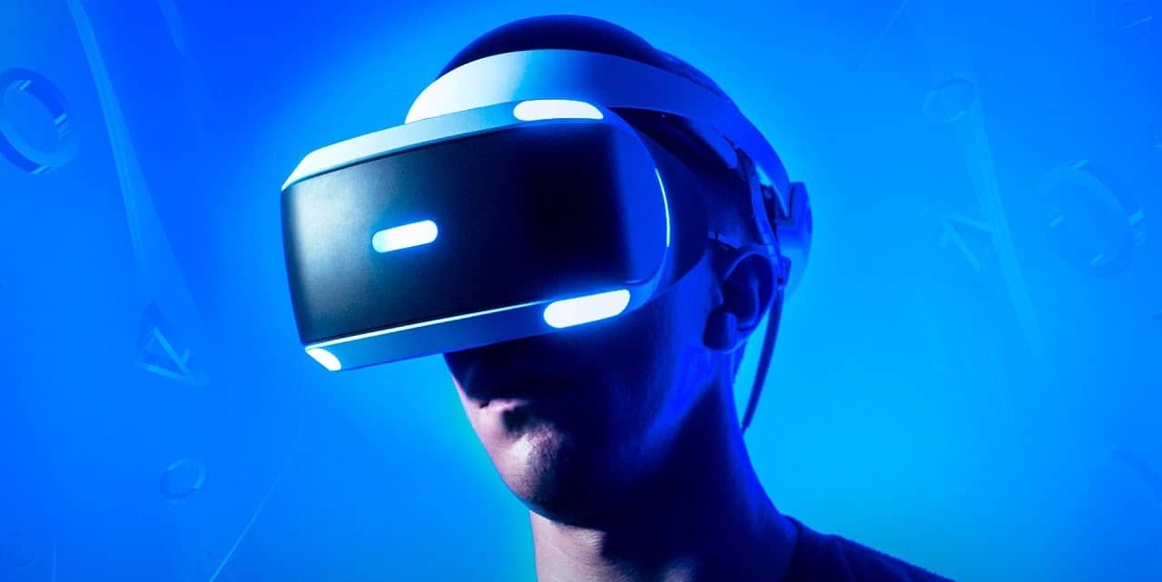 سوني تعلن عن بيع 4.2 مليون وحدة من نظارة الواقع الافتراضي PlayStation VR