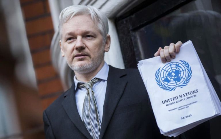 مؤسس ويكيليكس متهم بمخالفة قانون التجسس