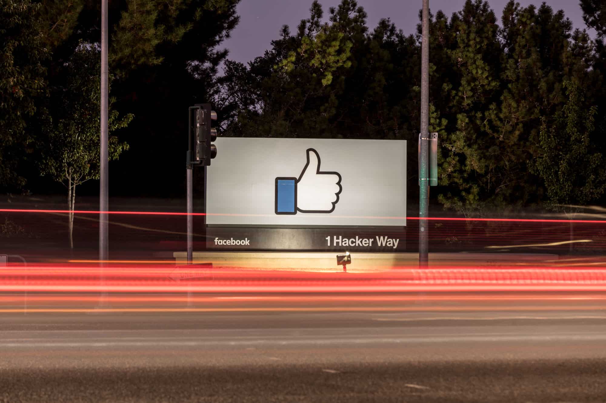فيسبوك فشلت في تحذير المستخدمين قبل خرق 2018