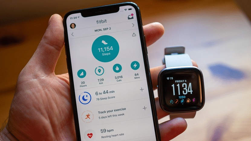 أسهل طريقة لإقران ساعة Fitbit Versa بهاتفك