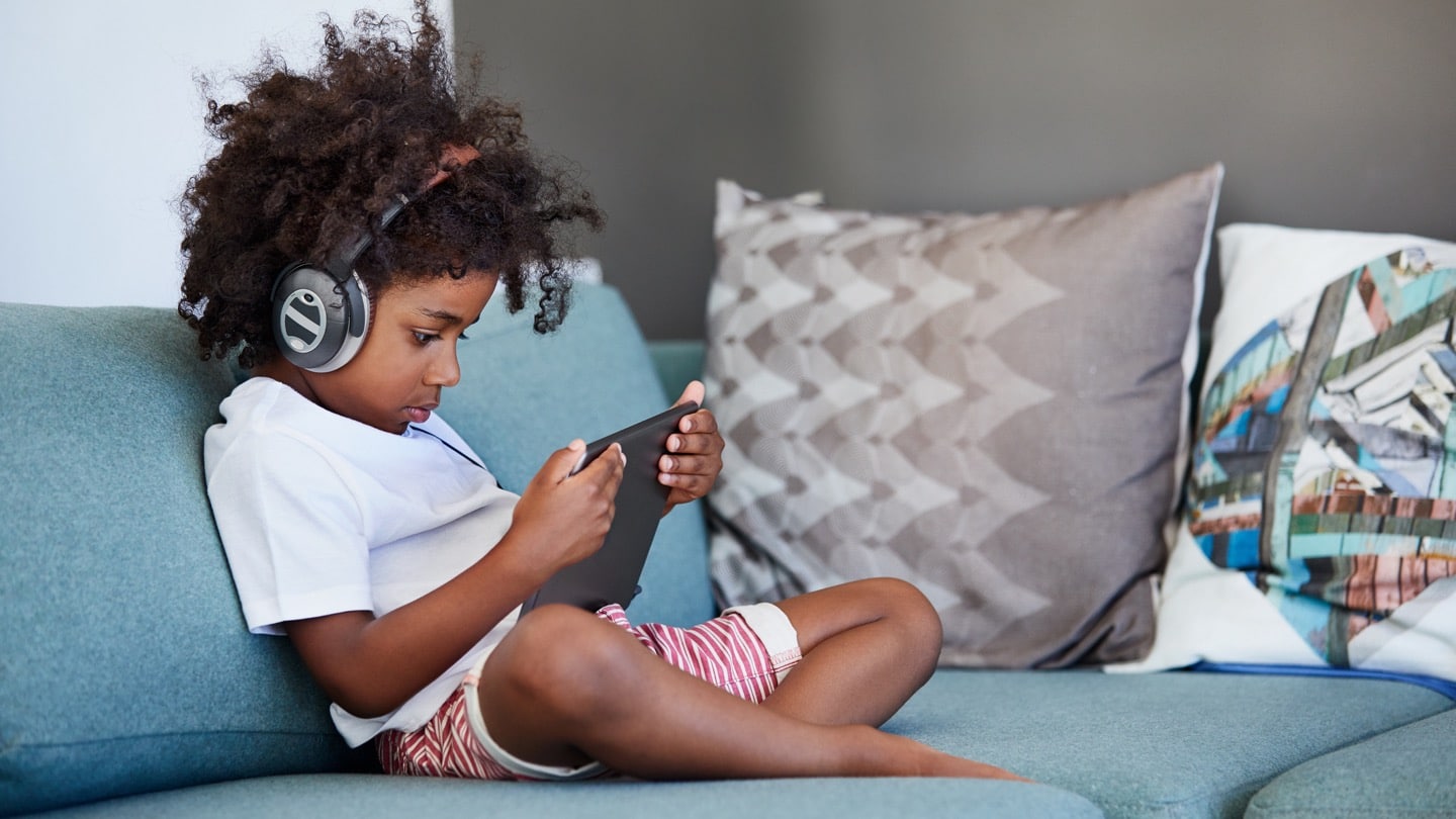 4 تطبيقات تسهل عليك مراقبة أجهزة الأطفال