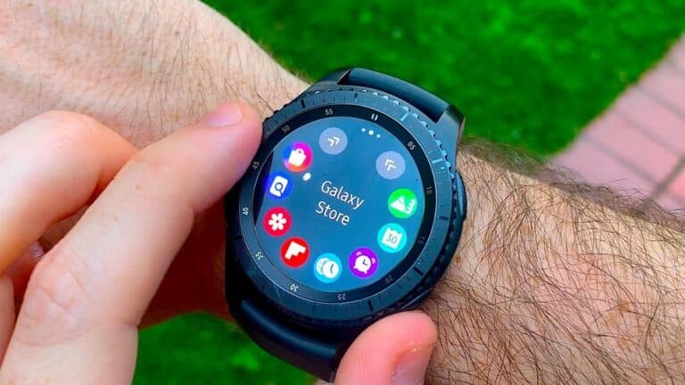 10 طرق لإطالة عمر بطارية ساعة سامسونج Galaxy Gear S3