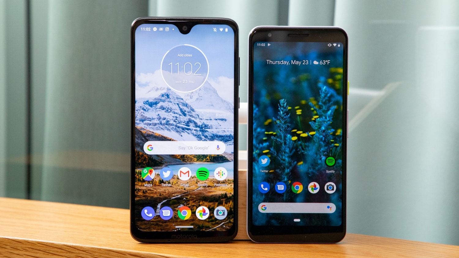 مقارنة شاملة بين هاتف Moto G7 و Pixel 3A