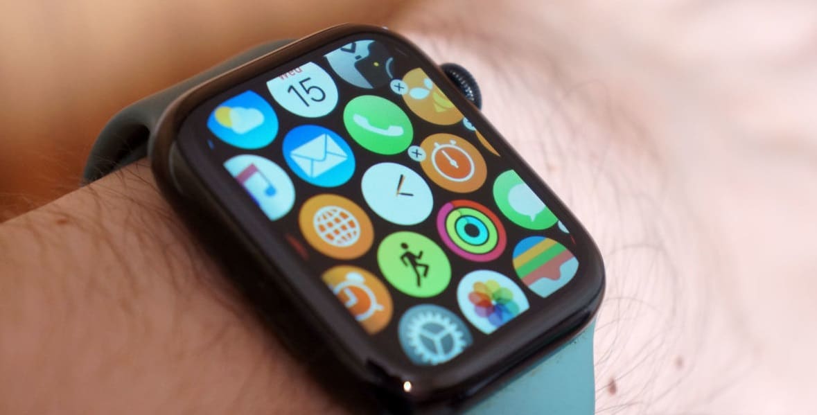كيف يمكنك حذف التطبيقات من Apple Watch؟
