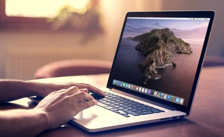 هل يجب عليك حقًا إصلاح حاسوب MacBook Pro الخاص بك؟