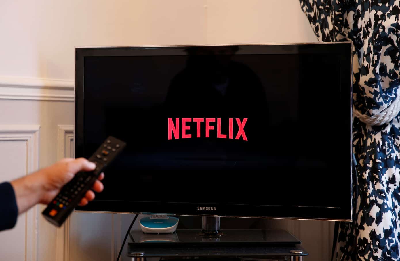 نيتفليكس تختبر القناة الخطية Netflix Direct في فرنسا