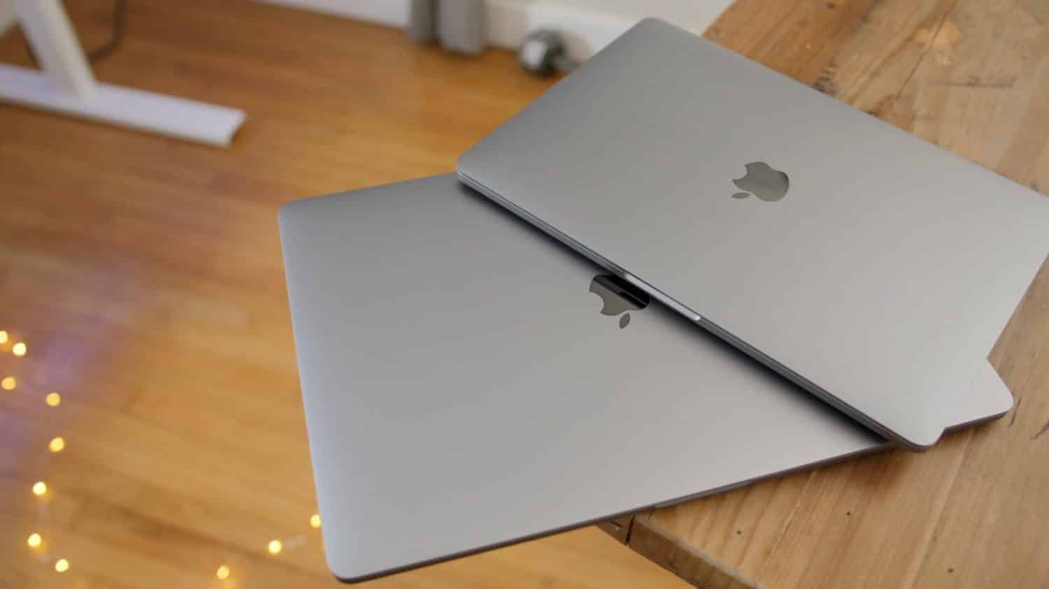 آبل تستبدل بعض بطاريات MacBook Pro مجانًا