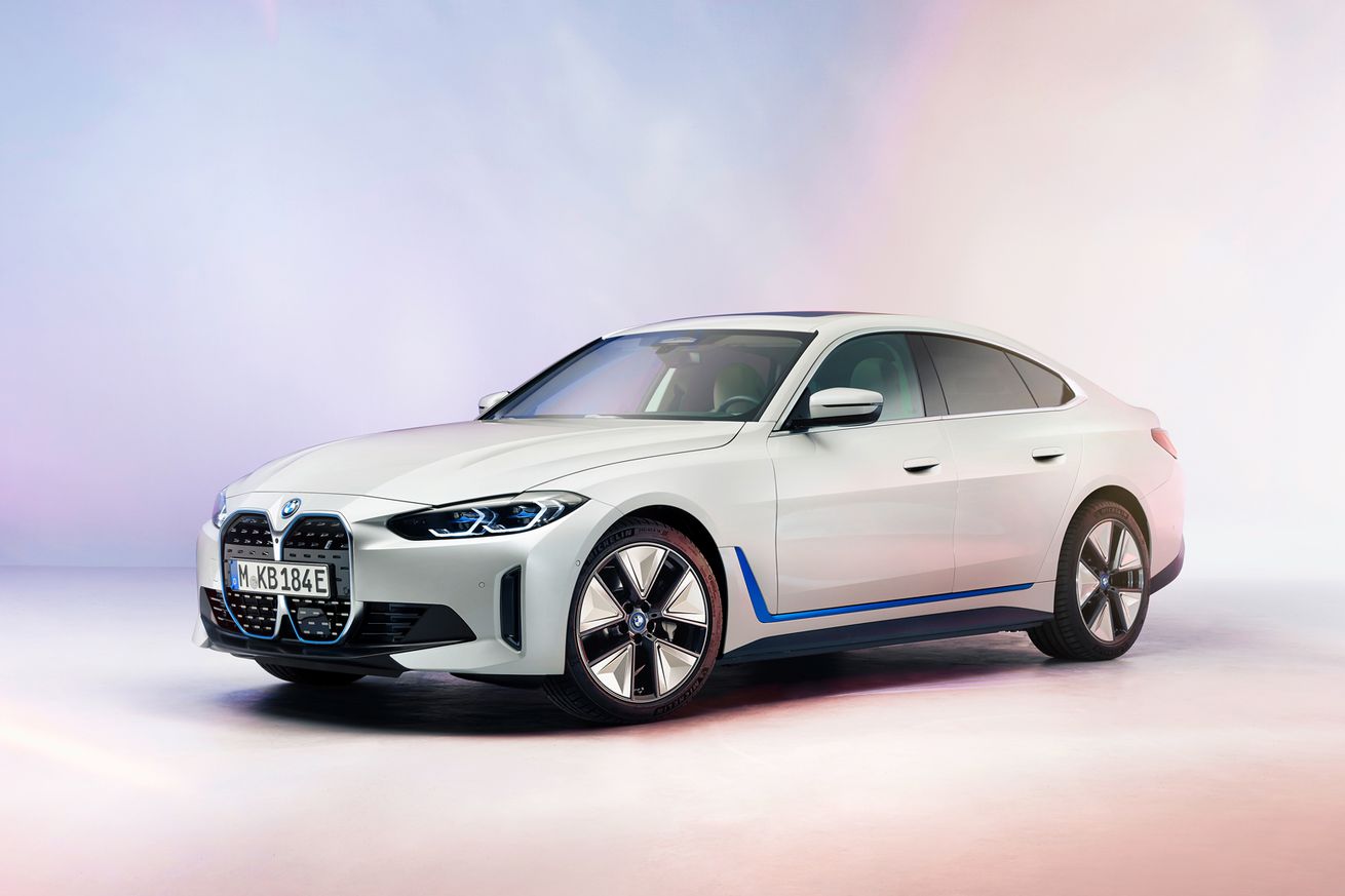 BMW تكشف عن المظهر الخارجي لسيارة i4 الكهربائية