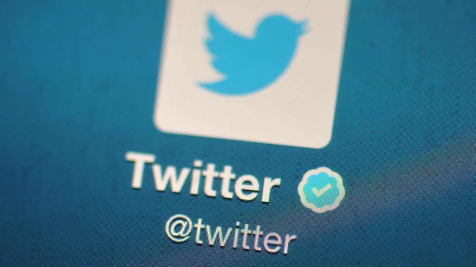 تويتر توقف التحقق مؤقتًا بعد أسبوع من إعادة تشغيله