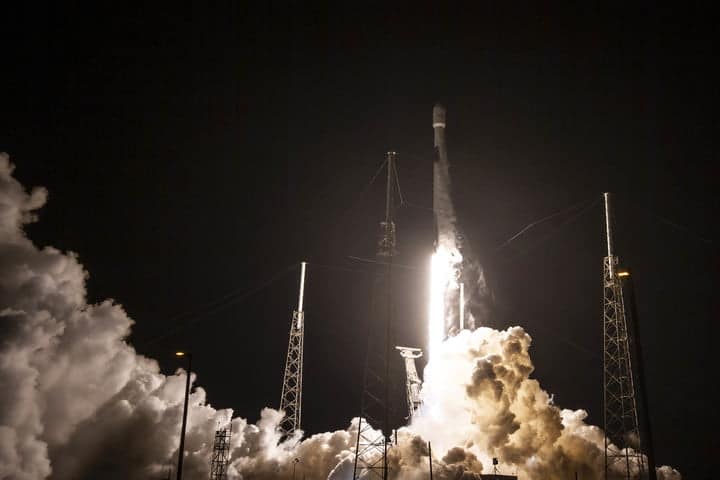 شركة SpaceX تكمل المهمة رقم 125 بنجاح