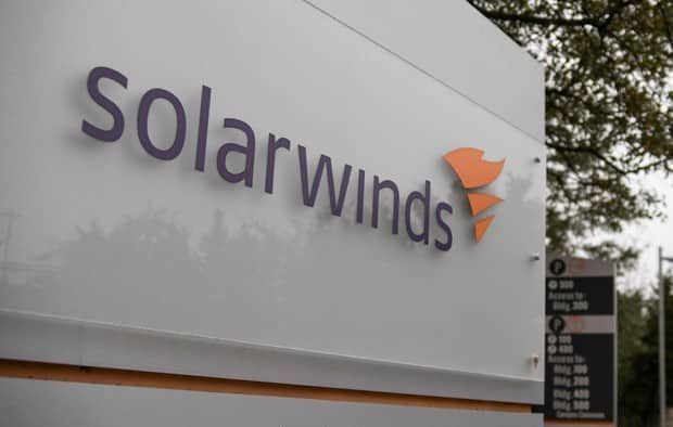 قراصنة SolarWinds استهدفوا المدعين الفيدراليين