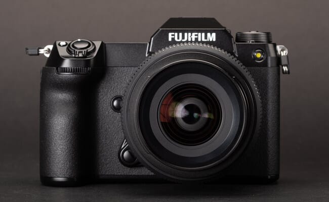 فوجي فيلم تعلن عن الكاميرا الجديدة GFX 50S II
