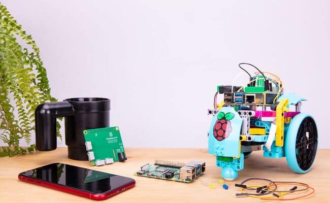 راسبيري باي تمنحك القدرة للتحكم في روبوتات ليغو