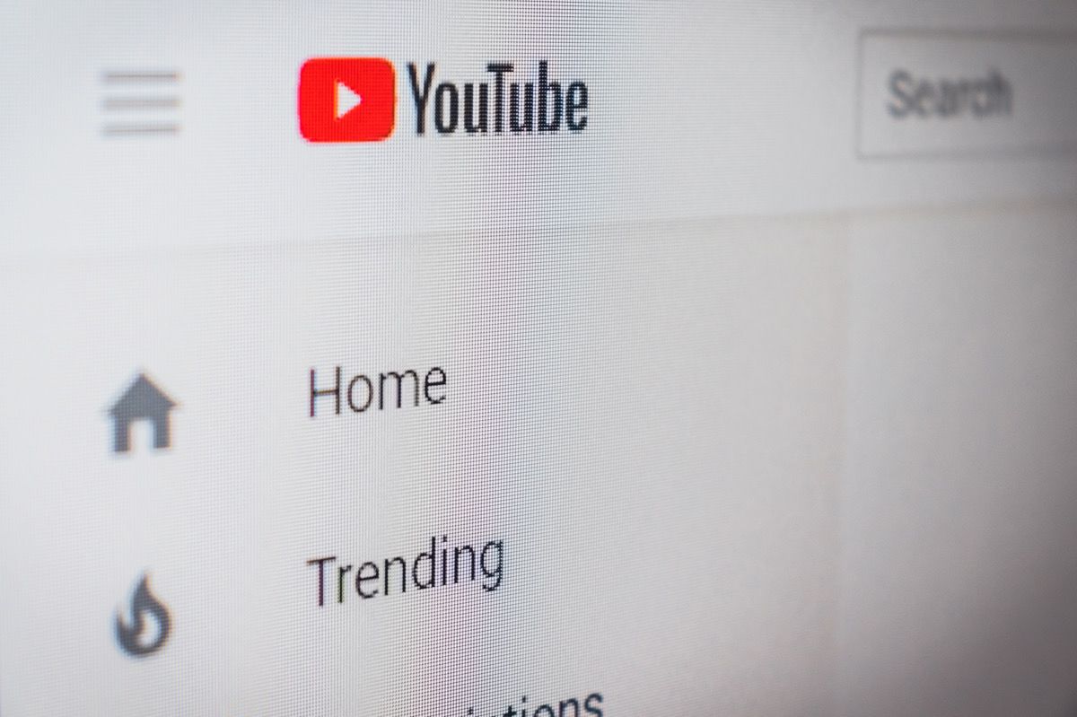 كيفية تغيير لغة مقاطع الفيديو في يوتيوب