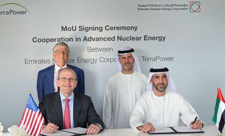 الإمارات تتعاون مع شركة بيل جيتس لإنتاج الكهرباء الخالية من الانبعاثات 