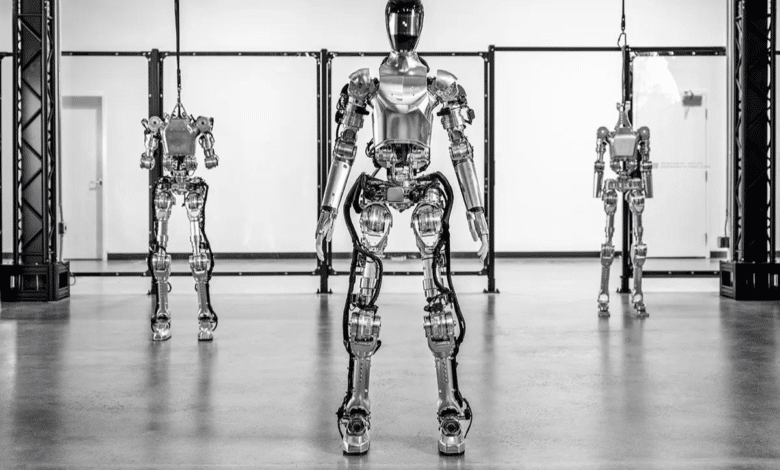 بي إم دبليو تتحدى تسلا عبر الروبوتات البشرية