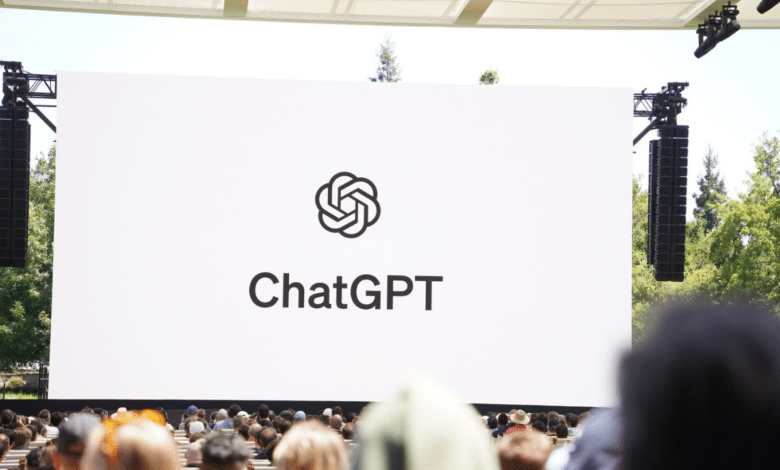 آبل تجلب ChatGPT إلى سيري مجانًا