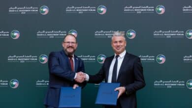 "هيوماين" و"كوالكوم" تتعاونان لتعزيز الذكاء الاصطناعي والبنية التحتية لأشباه الموصلات في السعودية
