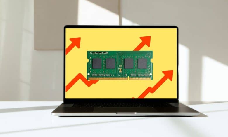 أزمة رقاقات الذاكرة تهدد سوق الحواسيب الشخصية في 2026