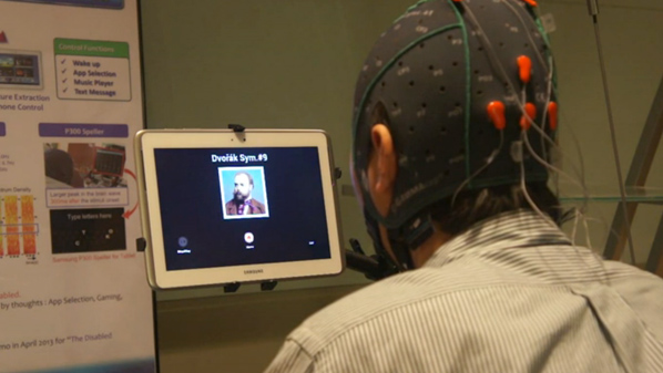 تعمل سامسونج وجامعة دالاس لتطوير تقنية للتحكم في الهواتف والحواسيب اللوحية بواسطة أفكار الدماغ