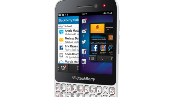 “اتصالات” تعلن بدء الحجز المسبق على هاتف BlackBerry Q5 الأبيض في الإمارات