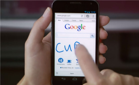 غوغل تدعم البحث عبر الكتابة بخط اليد في الهواتف الذكية